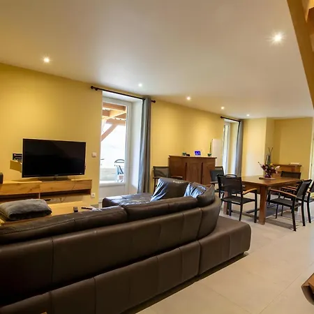 펜션 Charmante Maison Piscine Privee *